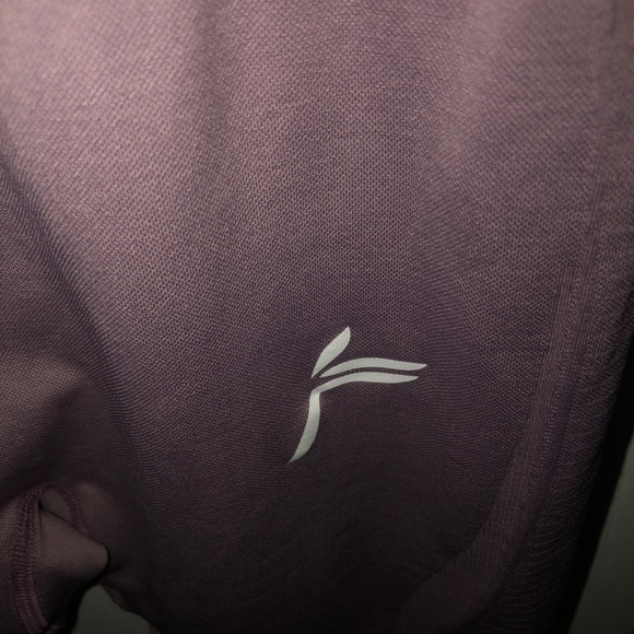 Dusty Pink Vortex Leggings - Picture 5 of 7